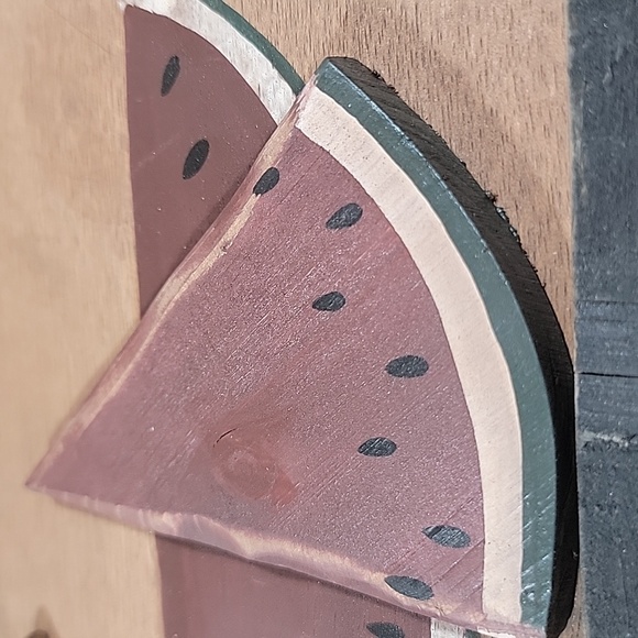 New Handcrafted Wooded Blackbird & Watermelon Wall Art - Picture 9 of 9